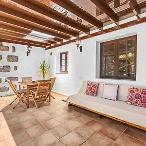 apartamento-rural-los-roferos.in-canary-islands.com/